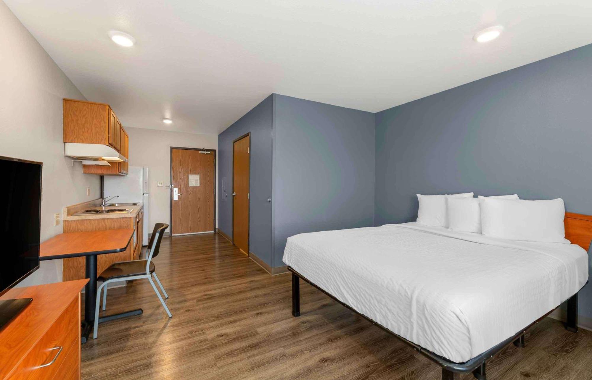 Extended Stay America Select Suites - Cleveland - Avon ภายนอก รูปภาพ